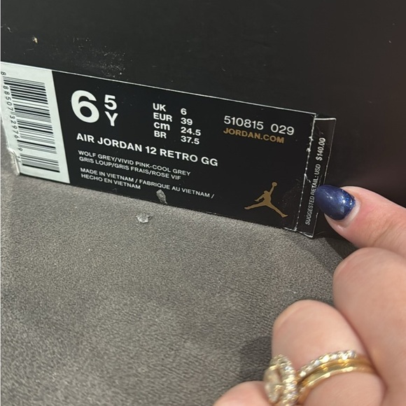 Nike Jordan Retro 12 Gray and Vivid Pink - Picture 6 of 6